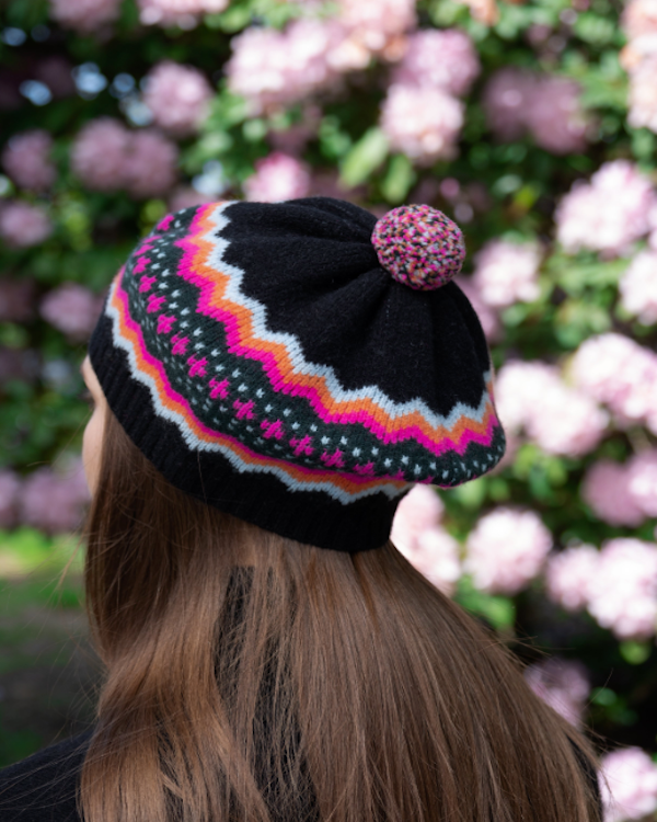 QUINTON CHADWICK ZIG ZAG PATTERN BERET IN HIBISCUS COLOURS