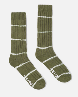 UNIVERSAL WORKS SLUB SOCK IN OLIVE TIE DYE KNIT