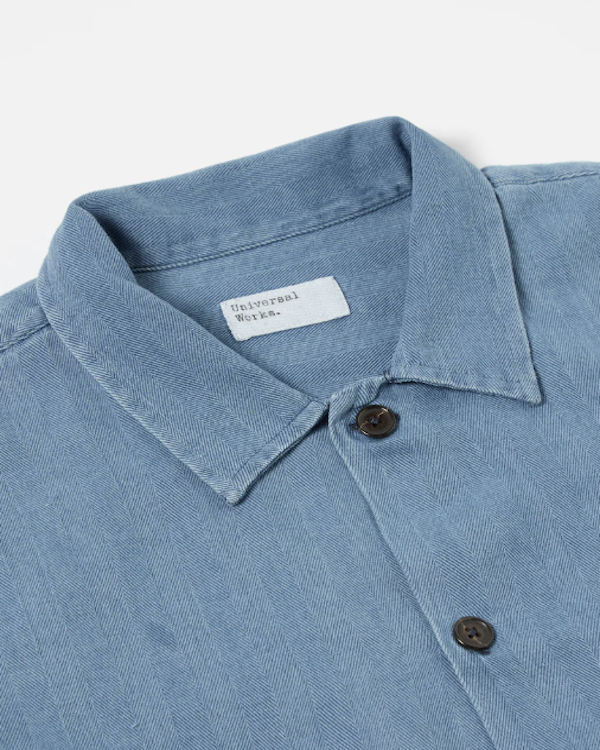 UNIVERSAL WORKS L/S UTILITY SHIRT IN WASHED INDIGO HERRINGBONE DENIM