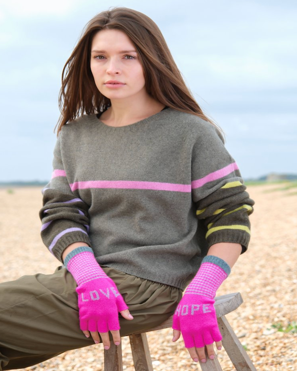 QUINTON CHADWICK FINGERLESS LOVE HOPE GLOVES IN EXOTIC PINK AND SEAWEED