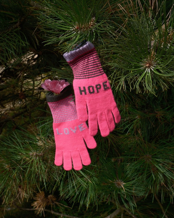 QUINTON CHADWICK LOVE HOPE GLOVES IN FLURO PINK WITH LILAC AND BERRY