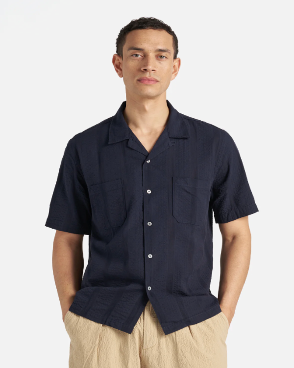 UNIVERSAL WORKS SAL ROAD SHIRT IN NAVY MAUI COTTON