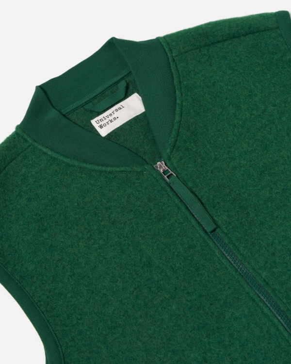 UNIVERSAL WORKS ZIP WAISTCOAT IN GREEN WOOL FLEECE
