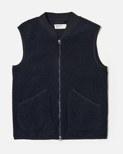 UNIVERSAL WORKS ZIP WAISTCOAT IN NAVY WOOL FLEECE