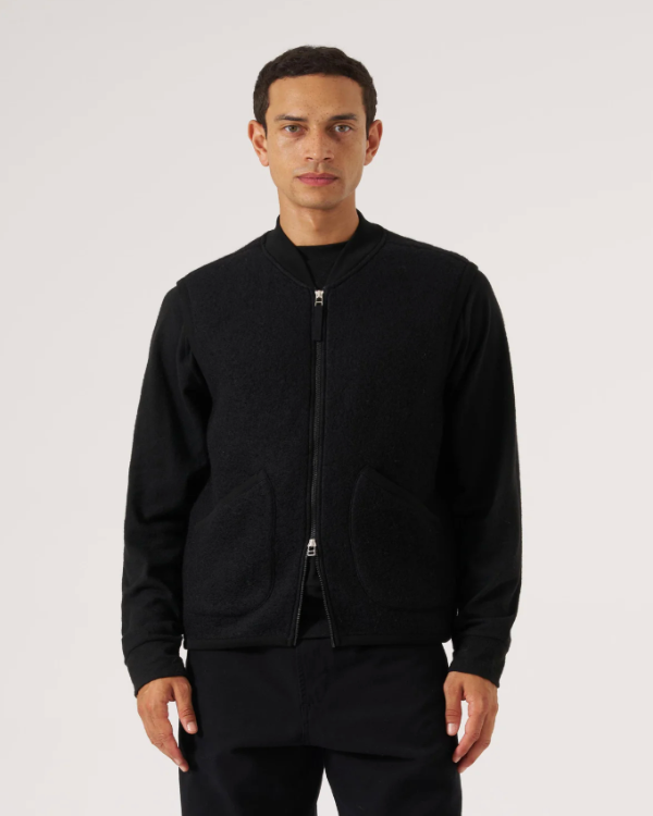 UNIVERSAL WORKS ZIP WAISTCOAT IN BLACK WOOL FLEECE