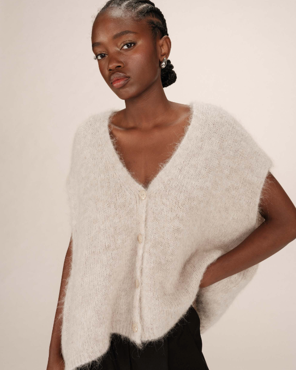 GRACE & MILA WOOL & ALPACA CREAM CARDIGAN