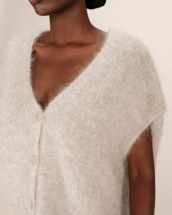 GRACE & MILA WOOL & ALPACA CREAM CARDIGAN