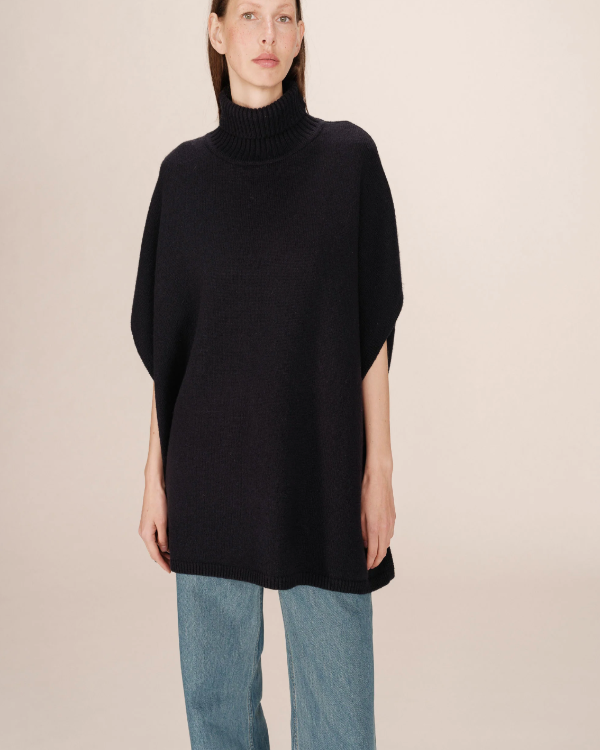 GRACE & MILA WOOL SAISON KNIT PONCHO - NAVY