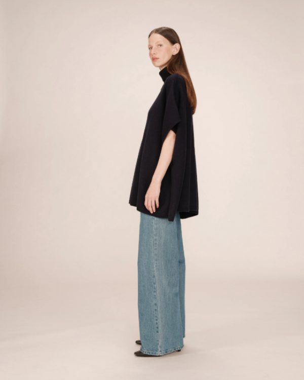 GRACE & MILA WOOL SAISON KNIT PONCHO - NAVY