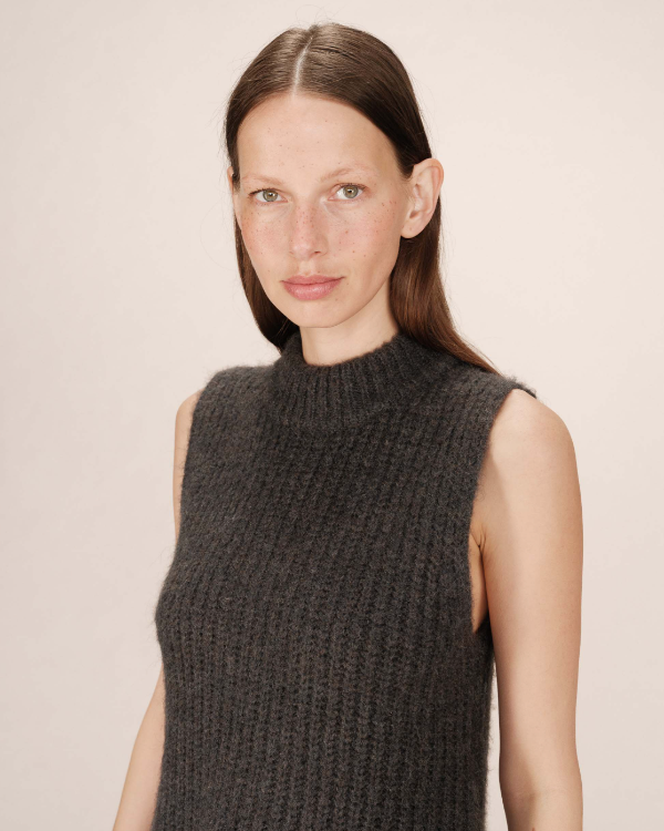 GRACE & MILA ALPACA ANTHRACITE WOOL SWEATER.- SABLON