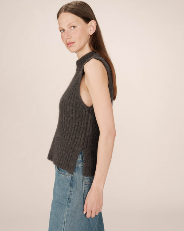 GRACE & MILA ALPACA ANTHRACITE WOOL SWEATER.- SABLON