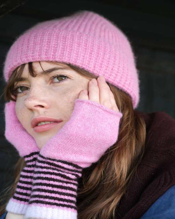 QUINTON CHADWICK ANGORA FINGERLESS MITTENS IN QUARTZ COLOURS