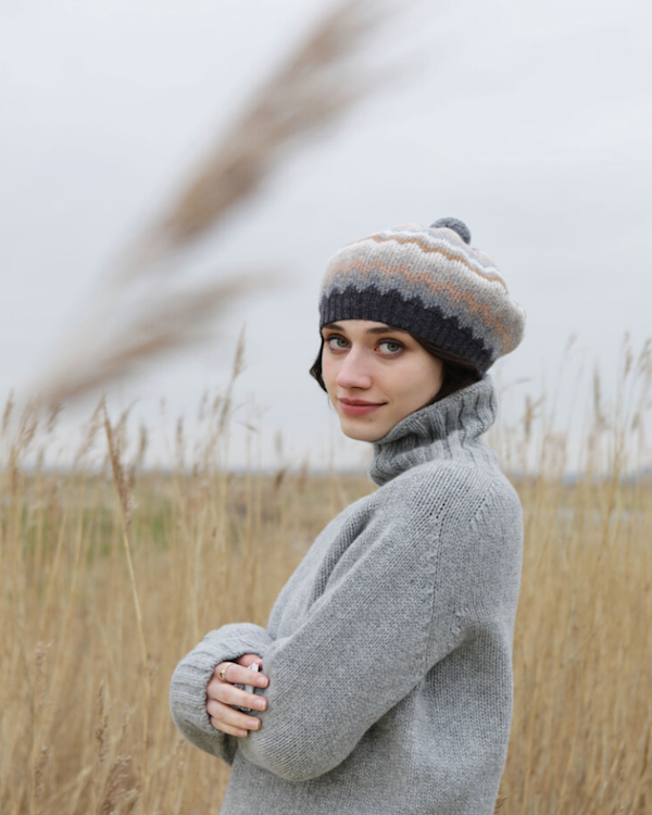 QUINTON CHADWICK WAVES BERET IN MARBLED WHITE COLOURS