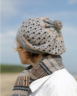 QUINTON CHADWICK DOTTY BERET IN PEBBLE COLOURS